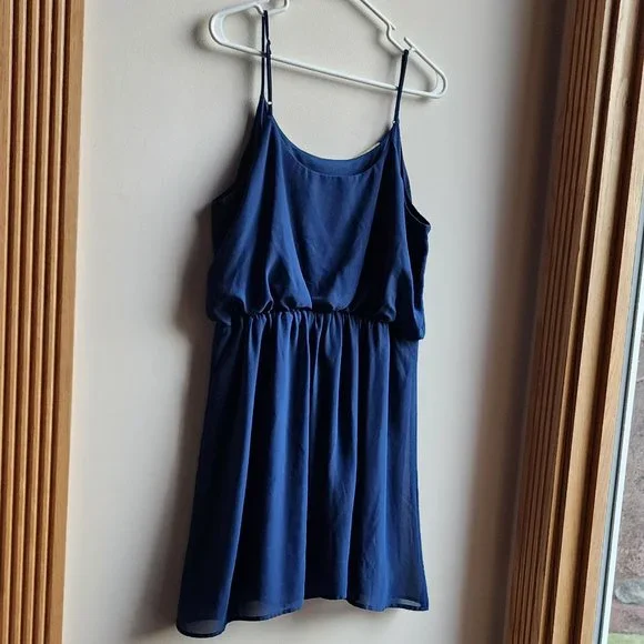 Olive & Oak Lightweight Blue Dress Size Large - Picture 13 of 16